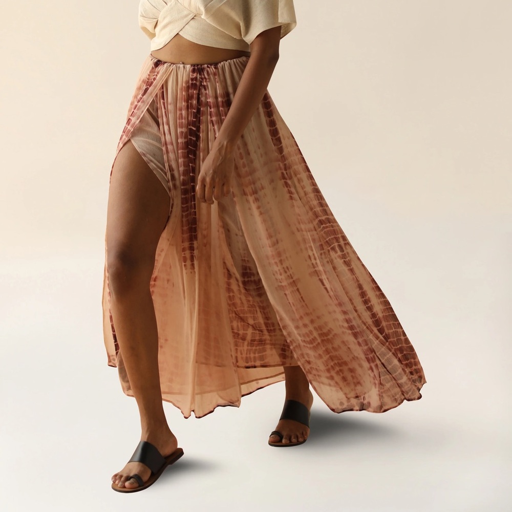 Fara Boutique Free Flow Skirt, S, Fawn, NWT
